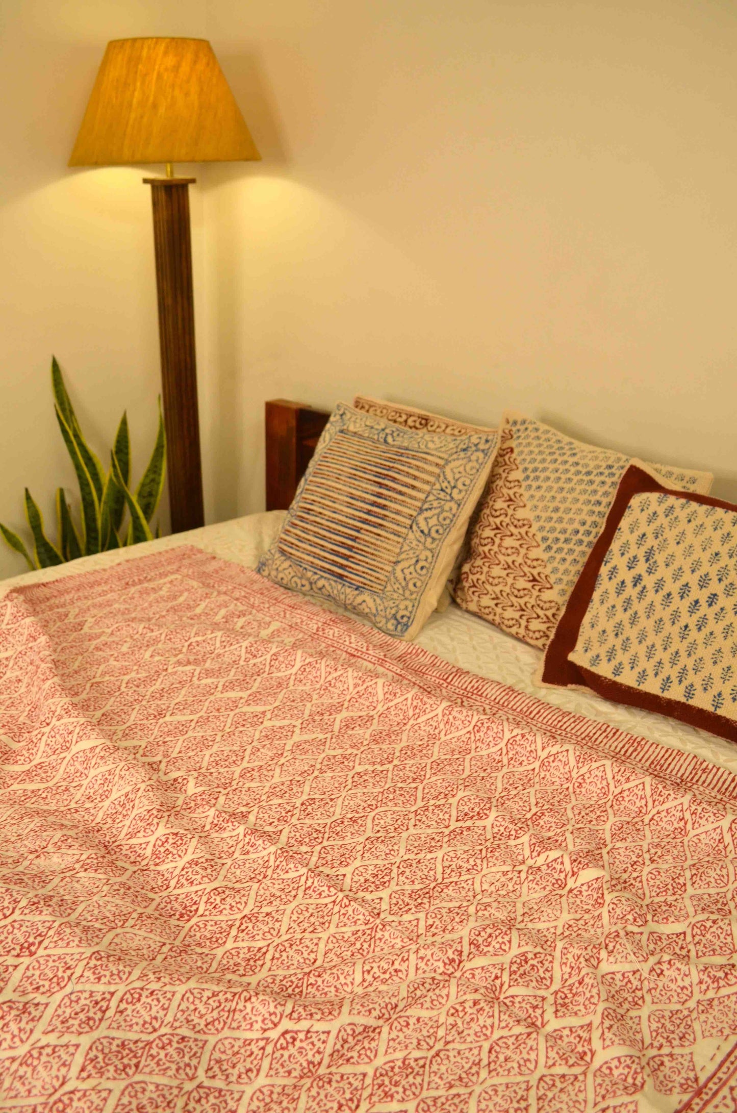 Magenta Paisley Single Bed Queen Hand Embroidered Dohar - Nakhrro