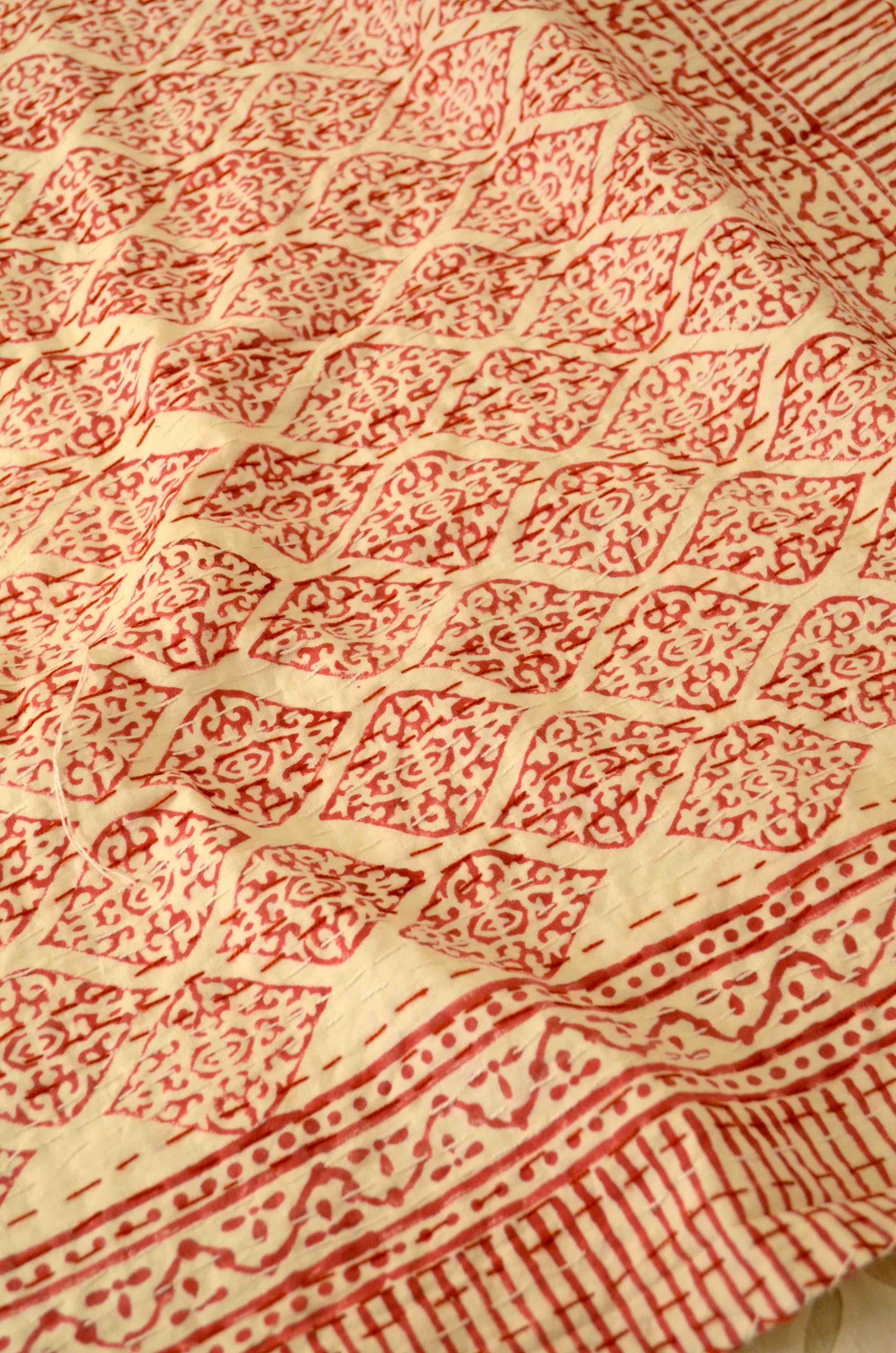 Magenta Paisley Single Bed Queen Hand Embroidered Dohar - Nakhrro