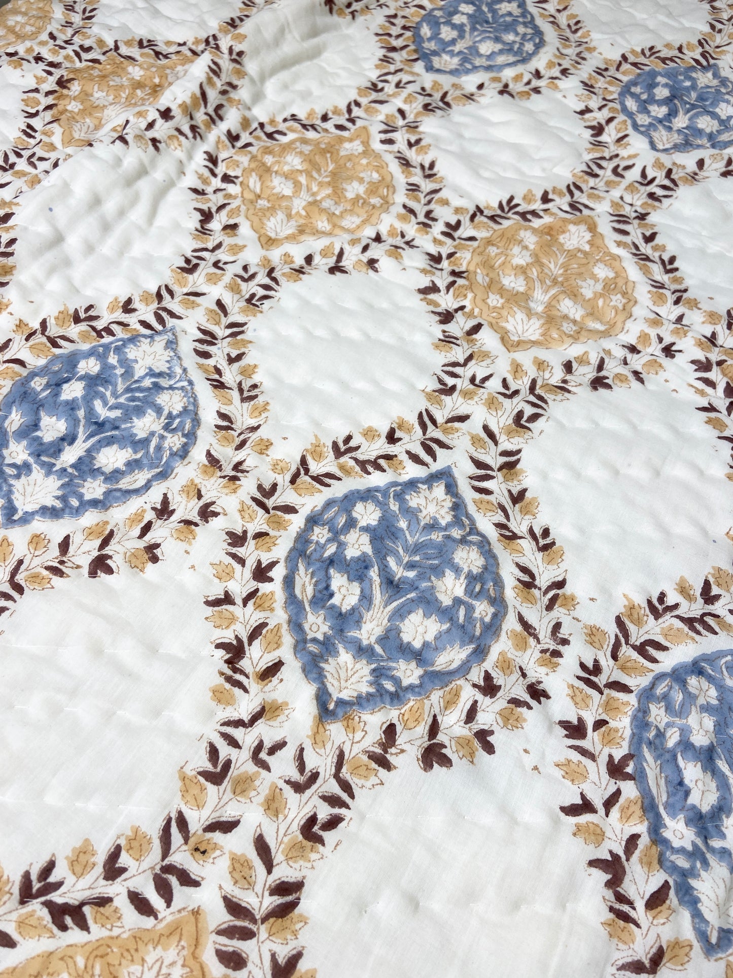 Floral Jaal Organic Mul Cotton Reversible Double Bed Quilt