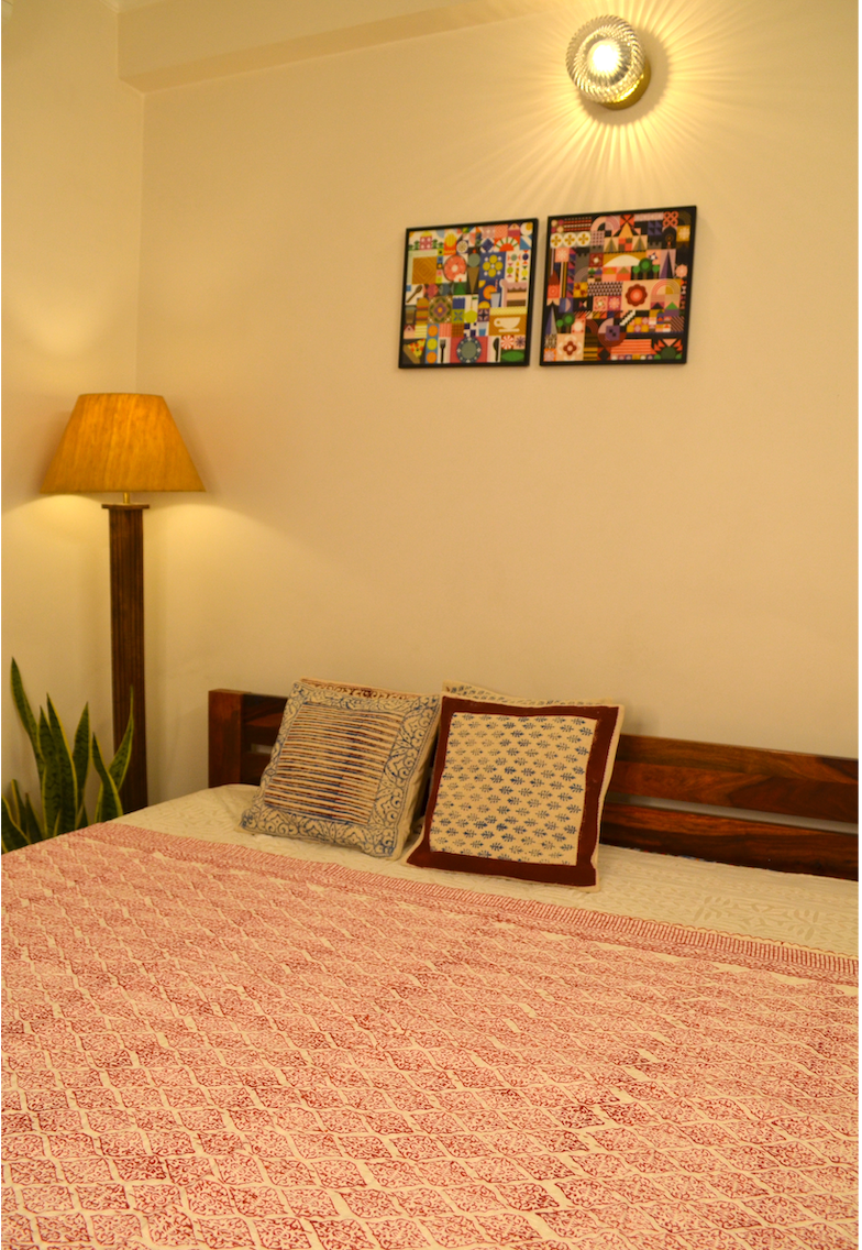 Magenta PaisleycDouble Bed Queen Hand Embroidered Bedspread/ Dohar